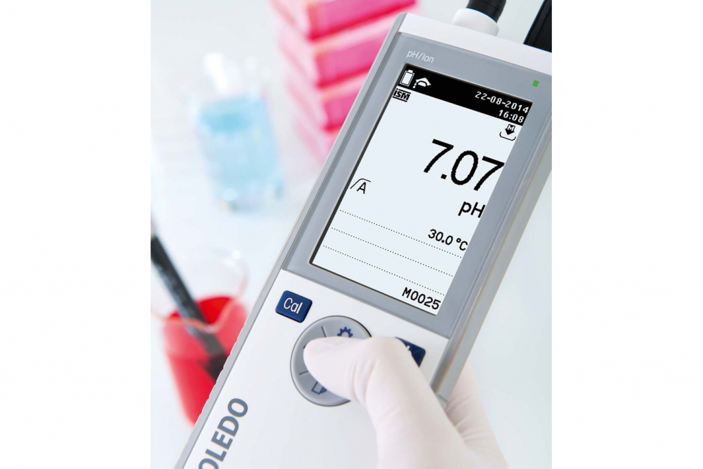 Mettler Toledo Seven2Go mètre portable pour pH, rédox, conductivité, concentration ionique et oxygène dissous.