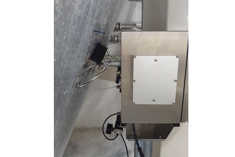 Fluidan RheoStream Online viscosity measurement